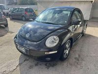 Usata VW New Beetle 102 CV (75 kW) 2009 Nero Utilitaria