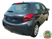 Usata Peugeot 208 Active 68 CV (50 kW) 2018 Nero Utilitaria