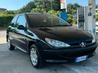 Usata Peugeot 206 68 CV (50 kW) 2005 Nero Berlina