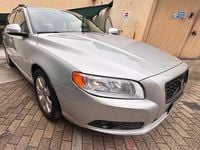 Usata Volvo V70 Summum 136 CV (100 kW) 2008 Argento Station wagon