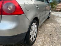 Usata VW Golf IV 140 CV (102 kW) 2005 Grigio Berlina