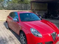Usata Alfa Romeo Giulietta 105 CV (77 kW) 2011 Rosso Utilitaria
