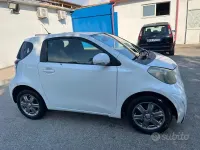Usata Toyota iQ 68 CV (50 kW) 2009 Bianco Utilitaria