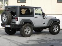 Usata Jeep Wrangler Rubicon 200 CV (147 kW) 2011 Argento SUV