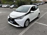Usata Toyota Aygo X-clusiv 69 CV (50 kW) 2015 Bianco Utilitaria