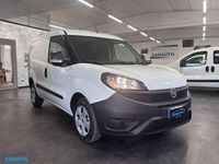 Usata Fiat Doblò Easy 90 CV (66 kW) 2022 Bianco pastello Monovolume
