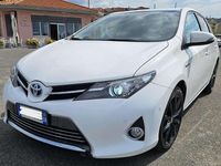 Usata Toyota Auris Hybrid Business Edition 99 CV (72 kW) 2015 Bianco Berlina