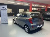 Begagnad Kia Picanto 67 HK (49 kW) 2014 Grå Halvkombi