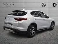 Second-hand Alfa Romeo Stelvio Business 190 CP (139 kW) 2022 Argintiu SUV