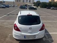 Usata Opel Corsa 75 CV (55 kW) 2014 Bianco Berlina