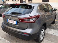 Usata Nissan Qashqai 115 CV (84 kW) 2020 Grigio SUV