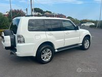 Usata Mitsubishi Pajero Instyle 200 CV (147 kW) 2014 Bianco SUV