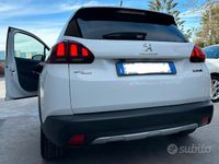 Usata Peugeot 2008 Allure 120 CV (88 kW) 2017 Bianco SUV