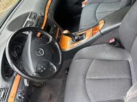 Usata Mercedes E220 150 CV (110 kW) 2003 Blu Berlina