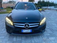 Usata Mercedes C180 156 CV (114 kW) 2019 Blu Station wagon