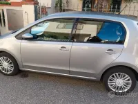 Usata VW up! 60 CV (44 kW) 2024 Grigio Utilitaria