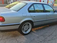 Usata BMW 735 Sport Line 235 CV (172 kW) 1997 Grigio Berlina