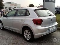 Usata VW Polo Comfortline 95 CV (69 kW) 2018 Grigio Utilitaria