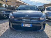 Usata Kia Rio 77 CV (56 kW) 2017 Grigio Berlina