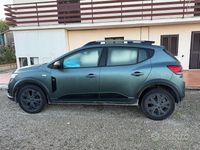 Usata Dacia Sandero 91 CV (66 kW) 2024 Verde Utilitaria