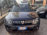 Usata Dacia Duster Lauréate 109 CV (80 kW) 2016 Grigio SUV