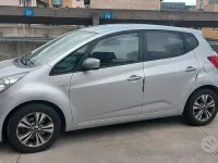 Usata Kia Venga 90 CV (66 kW) 2018 Grigio Utilitaria