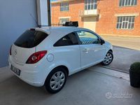 Usata Opel Corsa 80 CV (58 kW) 2010 Bianco Utilitaria