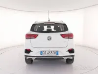 Usata MG ZS Comfort 106 CV (77 kW) 2023 Bianco SUV