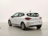Begagnad Renault Clio V Equilibre 91 HK (66 kW) 2023 Silver Halvkombi