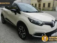 Usata Renault Captur Zen 90 CV (66 kW) 2015 Vari colori SUV