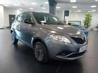 Usata Lancia Ypsilon Gold 84 CV (61 kW) 2016 Antracite Utilitaria