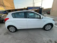 Usata Hyundai i20 Classic 85 CV (62 kW) 2014 Bianco Utilitaria