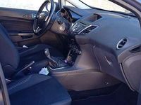 Usata Ford Fiesta 75 CV (55 kW) 2015 Grigio Berlina