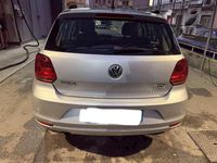 Usata VW Polo Comfortline 90 CV (66 kW) 2015 Argento Berlina