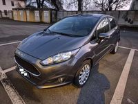 Usata Ford Fiesta 75 CV (55 kW) 2017 Grigio Berlina