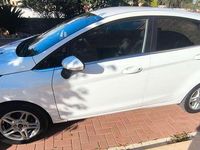 Second-hand Ford Fiesta 80 CP (58 kW) 2014 Alb Hatchback
