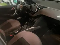 Usata Peugeot 2008 99 CV (72 kW) 2017 Bianco SUV