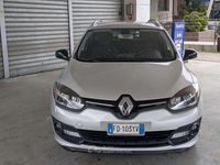 Usata Renault Mégane III LIMITED 110 CV (80 kW) 2016 Argento Station wagon