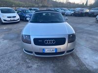 Usata Audi TT Roadster 225 CV (165 kW) 2000 Argento Cabrio