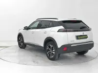Usata Peugeot 2008 Allure 102 CV (75 kW) 2023 Bianco SUV