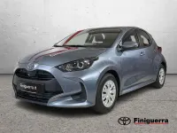 Nuova Toyota Yaris Hybrid 101 CV (74 kW) 2026 Blu/azzurro Berlina