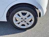 Usata Opel Karl Innovation 75 CV (55 kW) 2016 Bianco Utilitaria