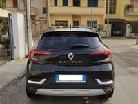Usata Renault Captur Intens 100 CV (73 kW) 2022 Nero SUV