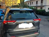 Usata Toyota RAV4 Hybrid Active 178 CV (130 kW) 2022 Grigio SUV