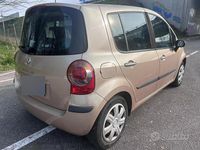 Usata Renault Modus 82 CV (60 kW) 2004 Grigio Monovolume