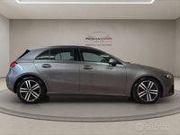 Usata Mercedes A180 Business 116 CV (85 kW) 2019 Grigio met Berlina