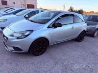 Usata Opel Corsa 90 CV (66 kW) 2016 Argento Utilitaria