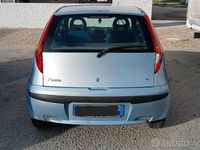 Usata Fiat Punto 80 CV (58 kW) 2003 Blu Berlina