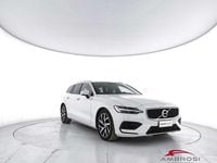 Usata Volvo V60 Business Edition 273 CV (200 kW) 2021 Bianca Station wagon