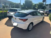 Usata Opel Astra Innovation 110 CV (80 kW) 2017 Bianco Berlina